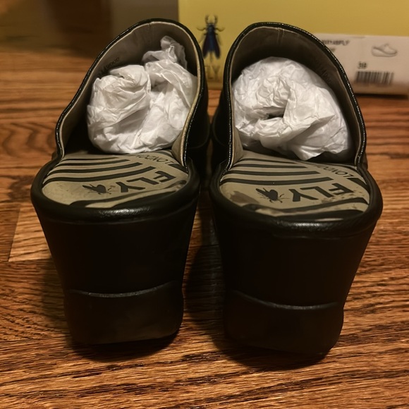 Fly London Black Leather Mules - Picture 3 of 6